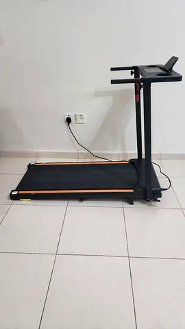 Compact motorized treadmill - foldable