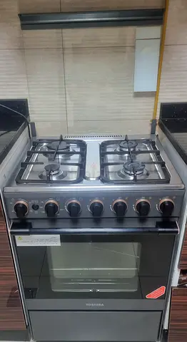 Toshiba full gas cooker 60×60cm 4 burner