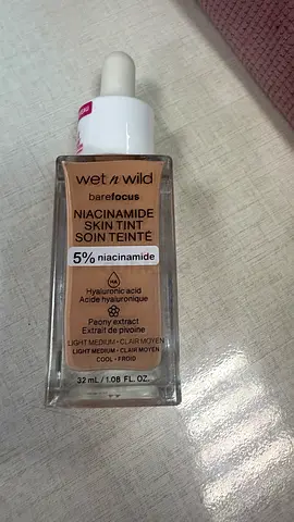 Brand new Wet n Wild Bare Focus Niacinamide Skin Tint 32ml - Light/Medium (cool)