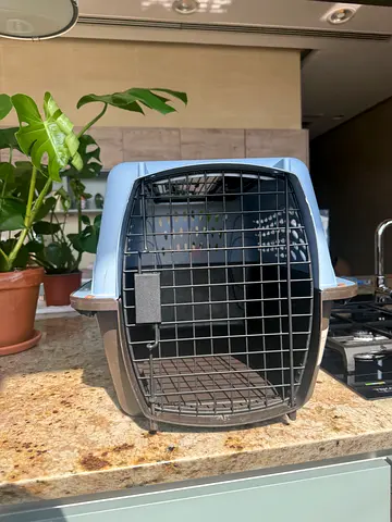 Pet carrier