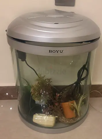 BOYU small round fish aquarium with filter and accessories
