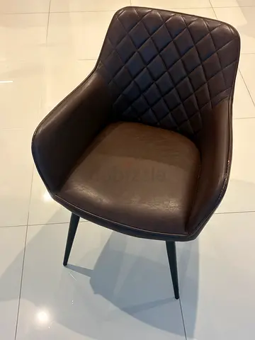 5 x Brown faux leather dining chair with diamond-stitched back (set available)