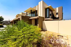 4 Bed Villa | Pool Facing | Large Plot