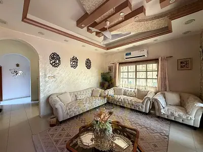 عقار سكني تجاري للبيع في الروضة 1 – عجمان | ارتداد 23 مترًا | 5 غرف ماستر ~~ سعر يشمل الكهرباء والمياه والمكيفات
