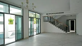 5 Bed + Maid | Private Pool | Umm Suqeim
