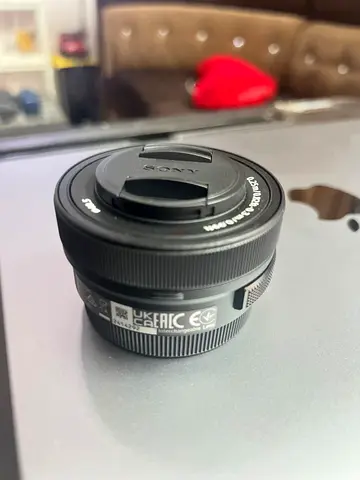 Sony E PZA 16-50mm f/3.5-5.6 OSS || Lens (Sony E, Black )