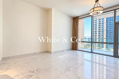 SPACIOUS 1 BED UNFURNISHED BUSINESS BAY