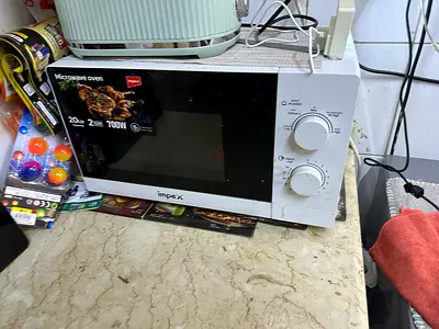 Impex 700W Microwave Oven - Compact, Good Working Condition