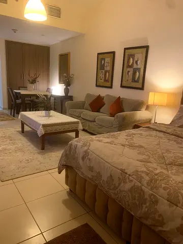 مع باركنج خاص / شامل كل الفواتير / خزائن في الحائط / على مخرج الشارقه مباشره