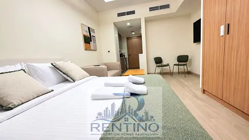 “Elegant 9th‑Floor Studio | Riviera 11