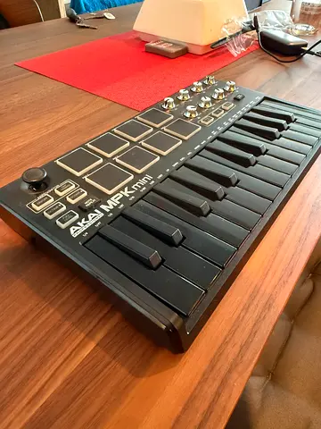 AKAI MPK Mini MK2 MIDI Keyboard Controller - Good Working Condition