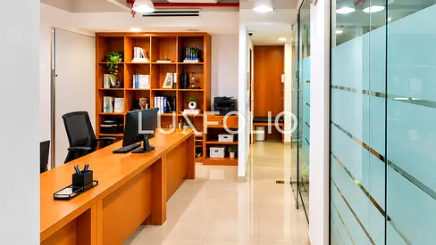 FURNISHED | FITTED | 3 PARKING SPACES