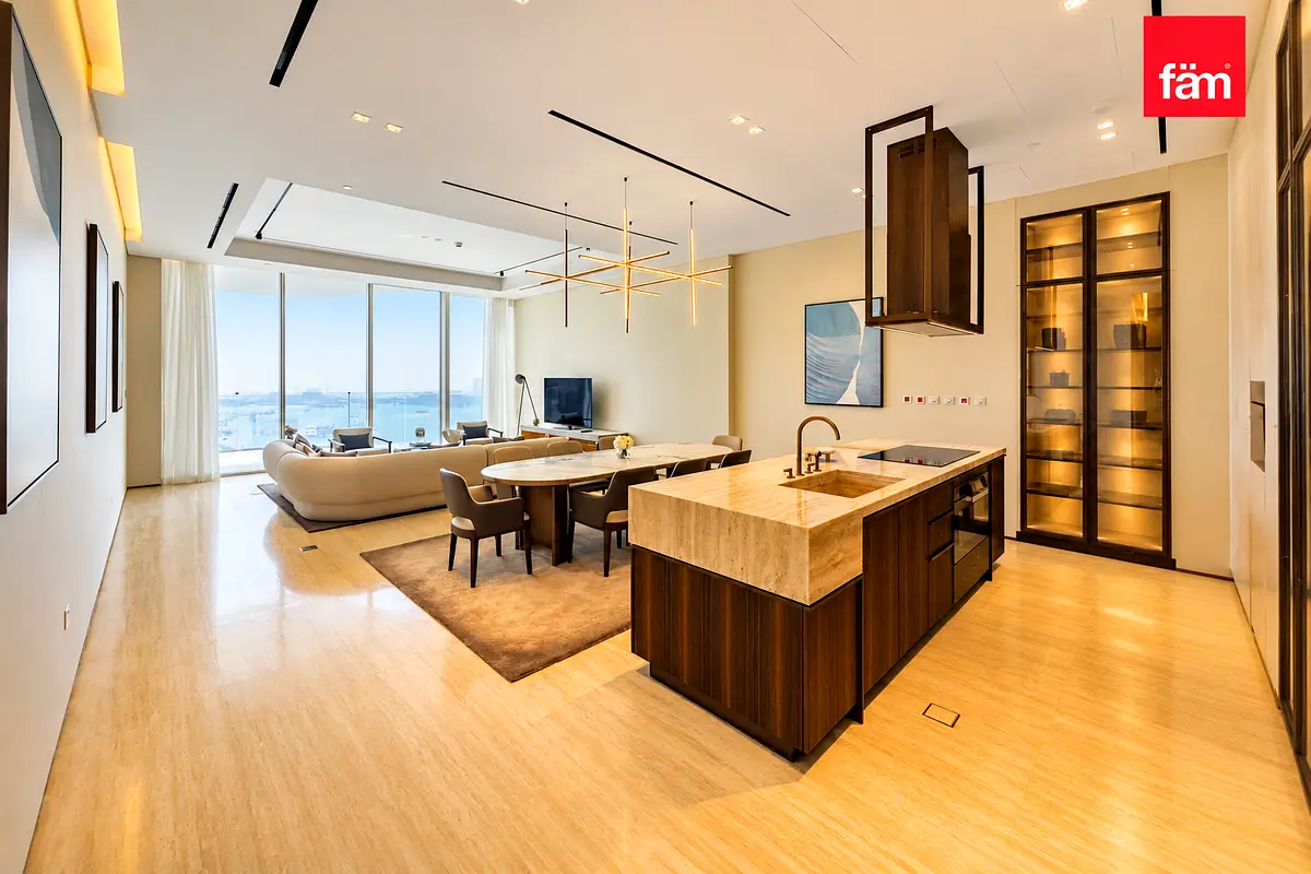 gallery-tour