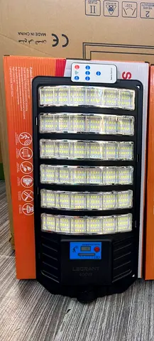 Legrant 400W LED Street/Security Light with Remote - Like New