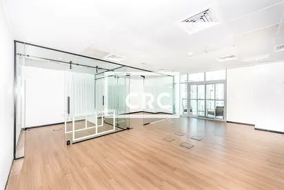 Lake View | Expandable | High Floor | Well Fitted
