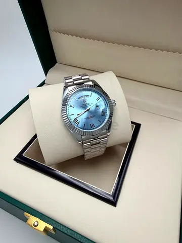 Stainless Steel Men's Watch with Blue Dial - Automatic Style