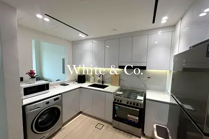 VACANT NOW | MODERN | 12 CHEQUES OPTION