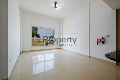 Well-Maintained | Spacious | Multiple Option