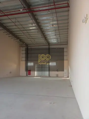 شبرات صناعية للإيجار بمساحة 6,000 قدم مربع – 25 KW