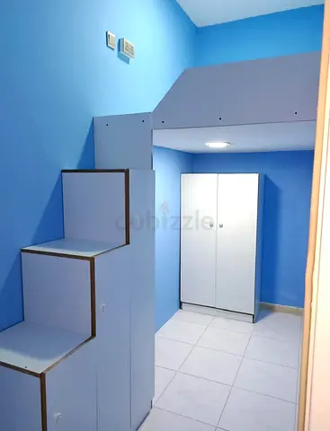 Available partition room near alrigga metro