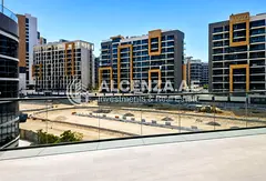 Spacious 2BR + Study + Maid | Lagoon Facing