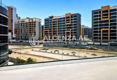 Spacious 2BR + Study + Maid | Lagoon Facing