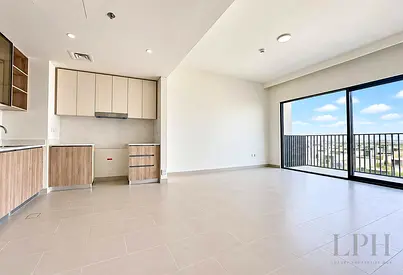 Spacious Layout | Villa Views | Unfurnished