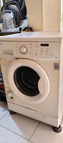 Used front-load LG washing machine - 7kg, working condition