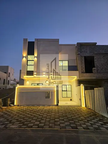 🏡 فرصة مميزة لامتلاك تاون هاوس واسع بسعر استثنائي في منطقة الحليو – عجمان