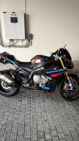 BMW S1000 R