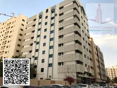 محل تجاري للإيجار في أبو شغارة الشارقة على شارع رئيسي، مساحة تقارب 450 قدمًا مربعًا، وموقع حيوي مناسب لمختلف الأنشطة التجارية.