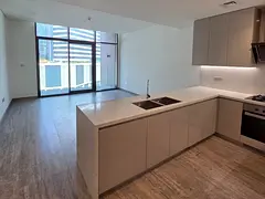 WATERFRONT SIMPLEX | CANAL VIEW | BRAND-NEW