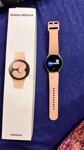 Samsung Galaxy Watch4 (Bluetooth) - Pink, Good Condition with Box