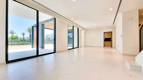 Brand New 5 Br Villa | Modern Layout | Park View