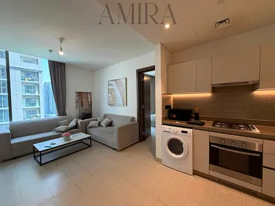 Corner Flat | Luxury Views | Furnished | High Floor | Cozy