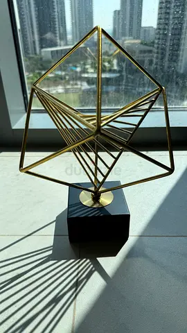 Modern Gold Geometric Sculpture – 35cm