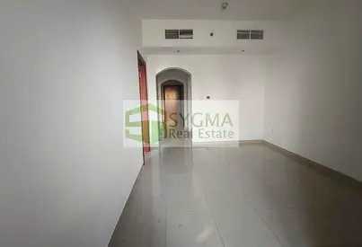 ONE BEDROOM | MID FLOOR | UNFURNISHED