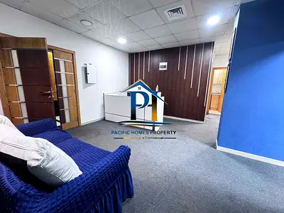Prime location / Ac free / ready to move office
