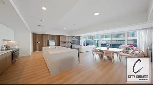 Fully Extended,Upgraded and Furnished high quality