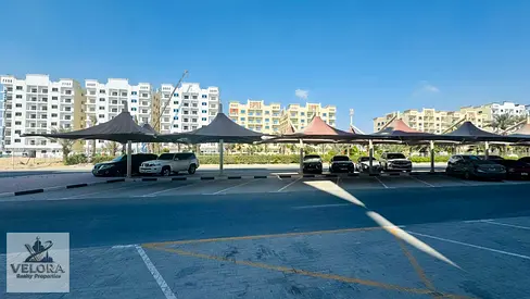 🏡 Own your ready-to-move-in apartment in Al Amira Village – Ajman! A great opportunity to buy a sp
