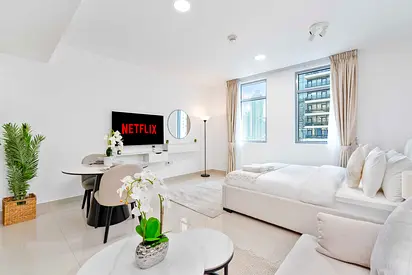 Lively | Marina Wharf II | Furnished | Marina & Street View