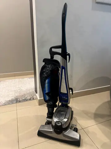 The Kirby Avalir 2 Home Cleaning System is a multi-purpose, corded vacuum - Good working condition