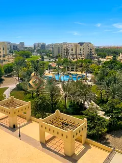 Fully Furnished and Upgraded I Pool View I Vacant