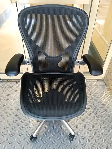 Herman Miller Aeron chair for selling.fully loaded chair