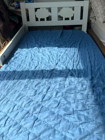 Children's bed with terrace