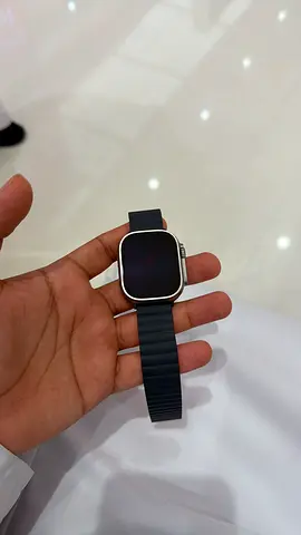Smartwatch with silicone strap - good working condition