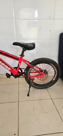 11/12 years kids bicycle - used but good condition