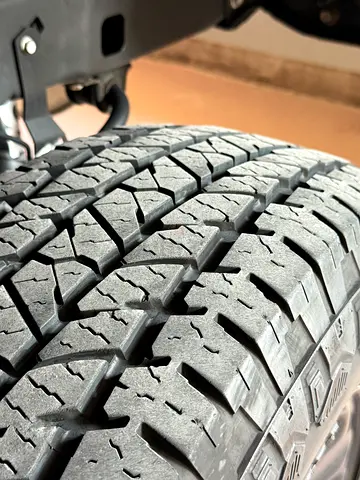 2025 AT Tyres + Jeep Rims (5 no.s)