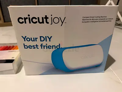 Cricut Joy and accessories