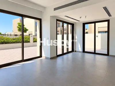 Single Row | Corner Unit | Near Pool